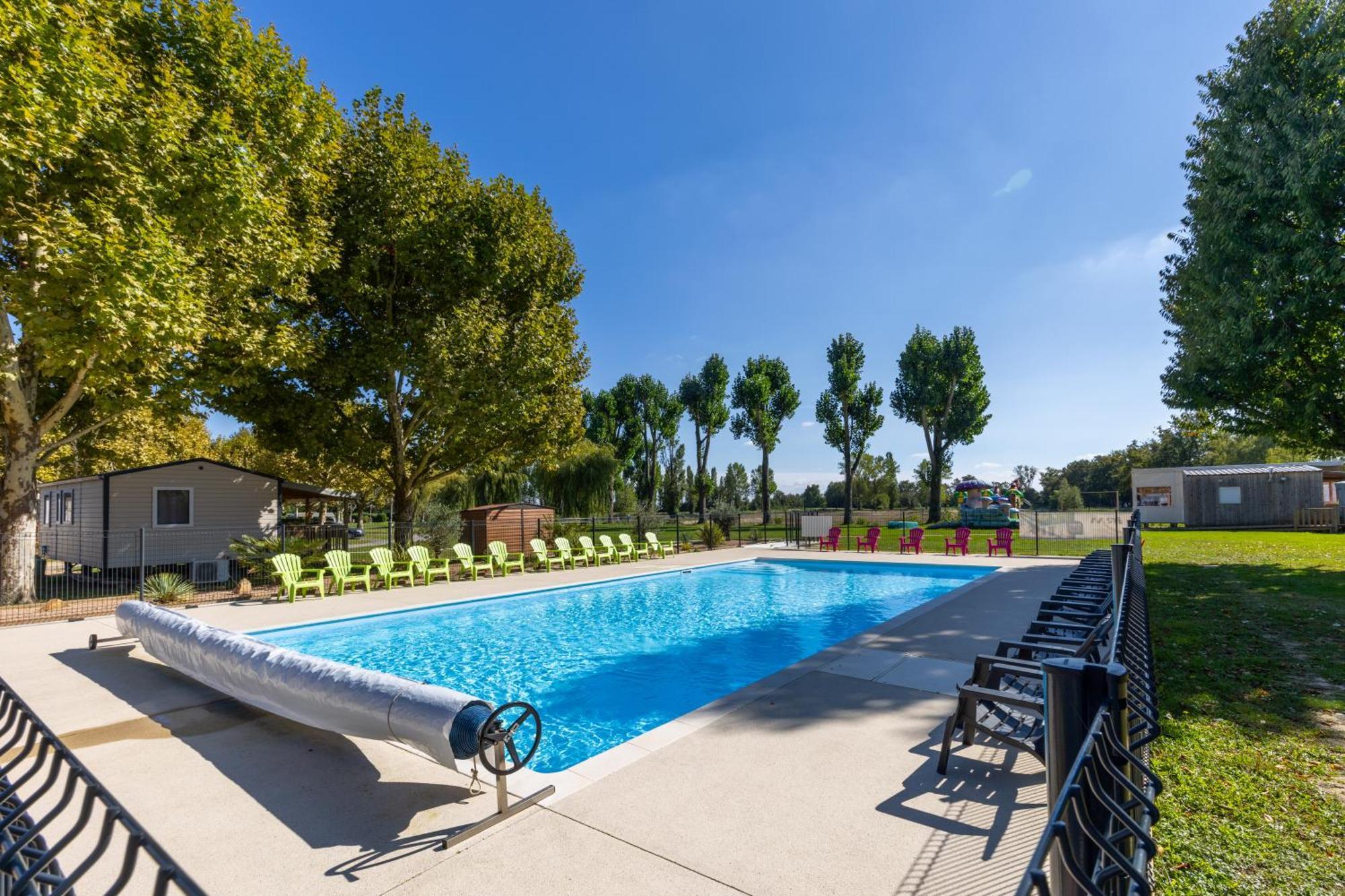 Отель L'Oasis Des Dombes Amberieux-en-Dombes Экстерьер фото
